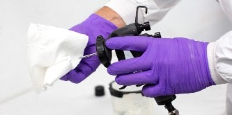 Cleaned in seconds, 3M™ Performance Spray Gun is quickly ready for the next paint job.	
