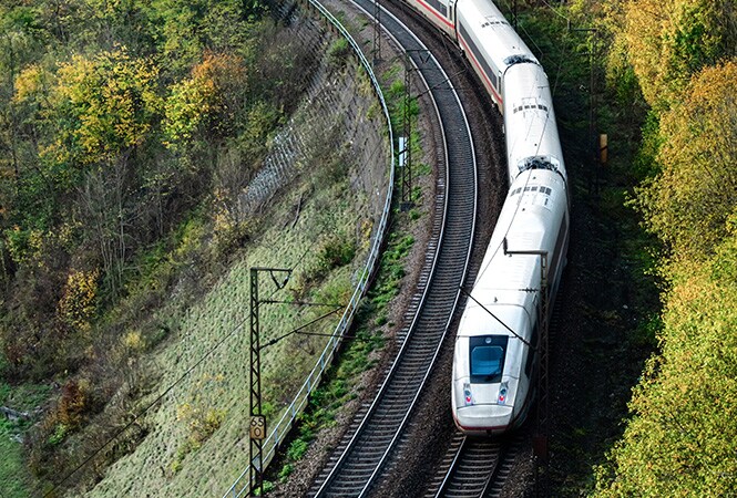 Railway operating in a high-heat urban environment
